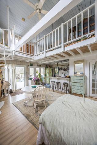 309 Bradford Street Provincetown MA 02657