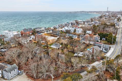 309 Bradford Street Provincetown MA 02657