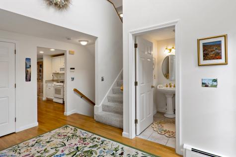 82 Falling Leaf Lane Osterville MA 02655