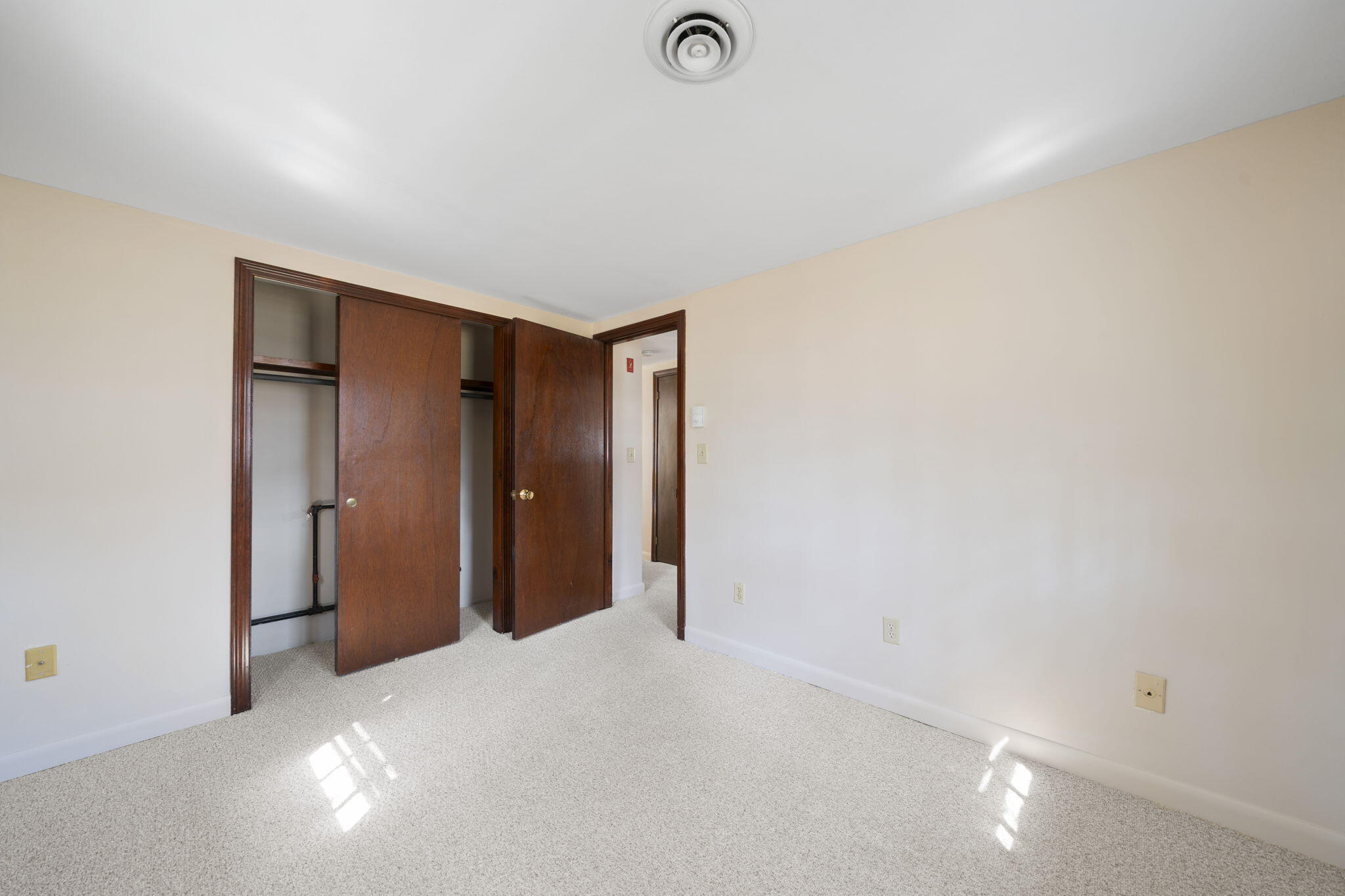 551 Shore Road Bourne MA 02553