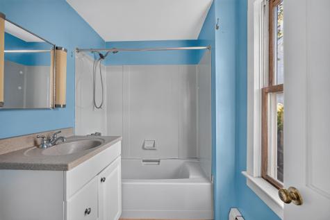 7 Standish Street Provincetown MA 02657