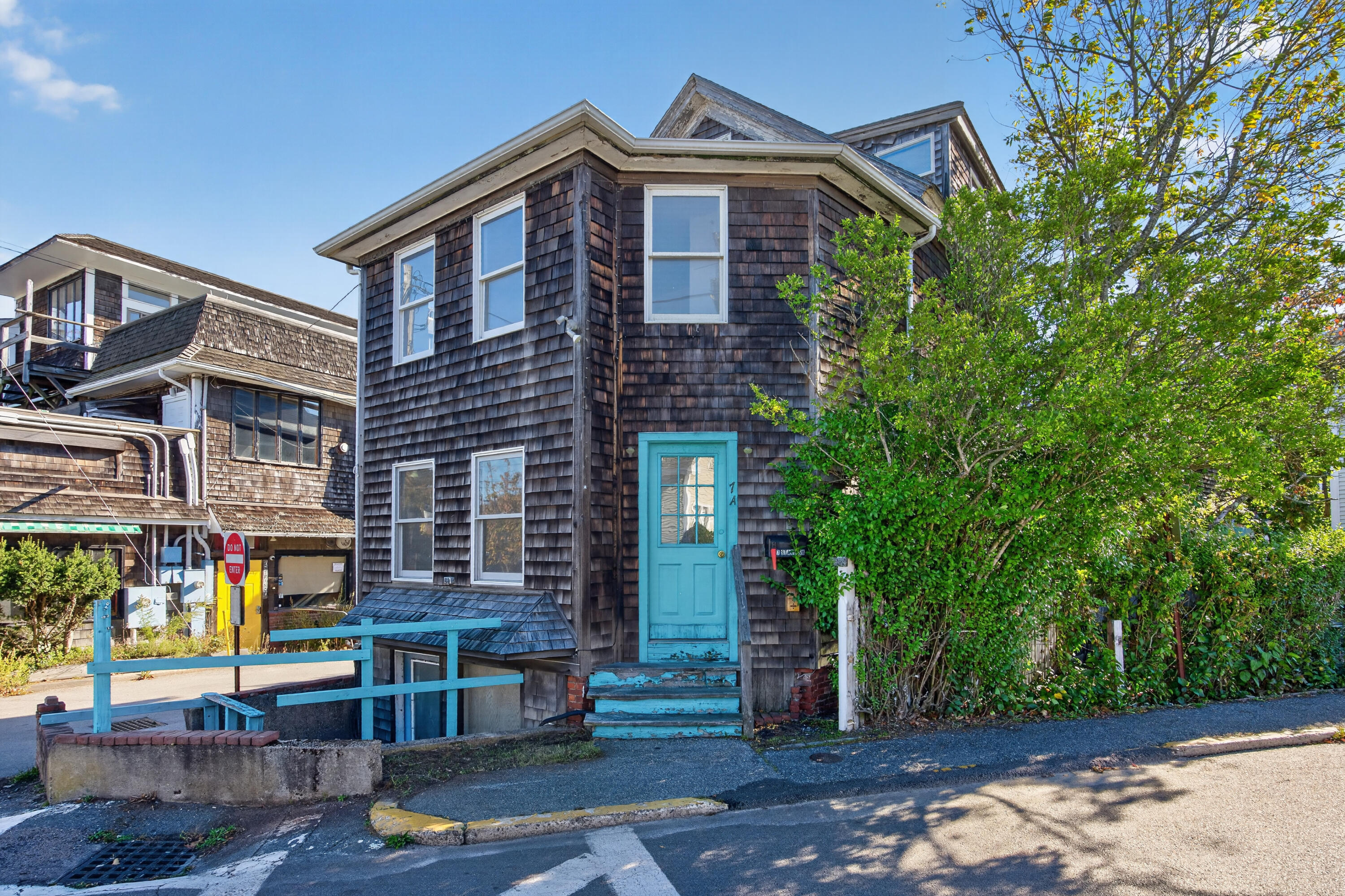 7 Standish Street Provincetown MA 02657