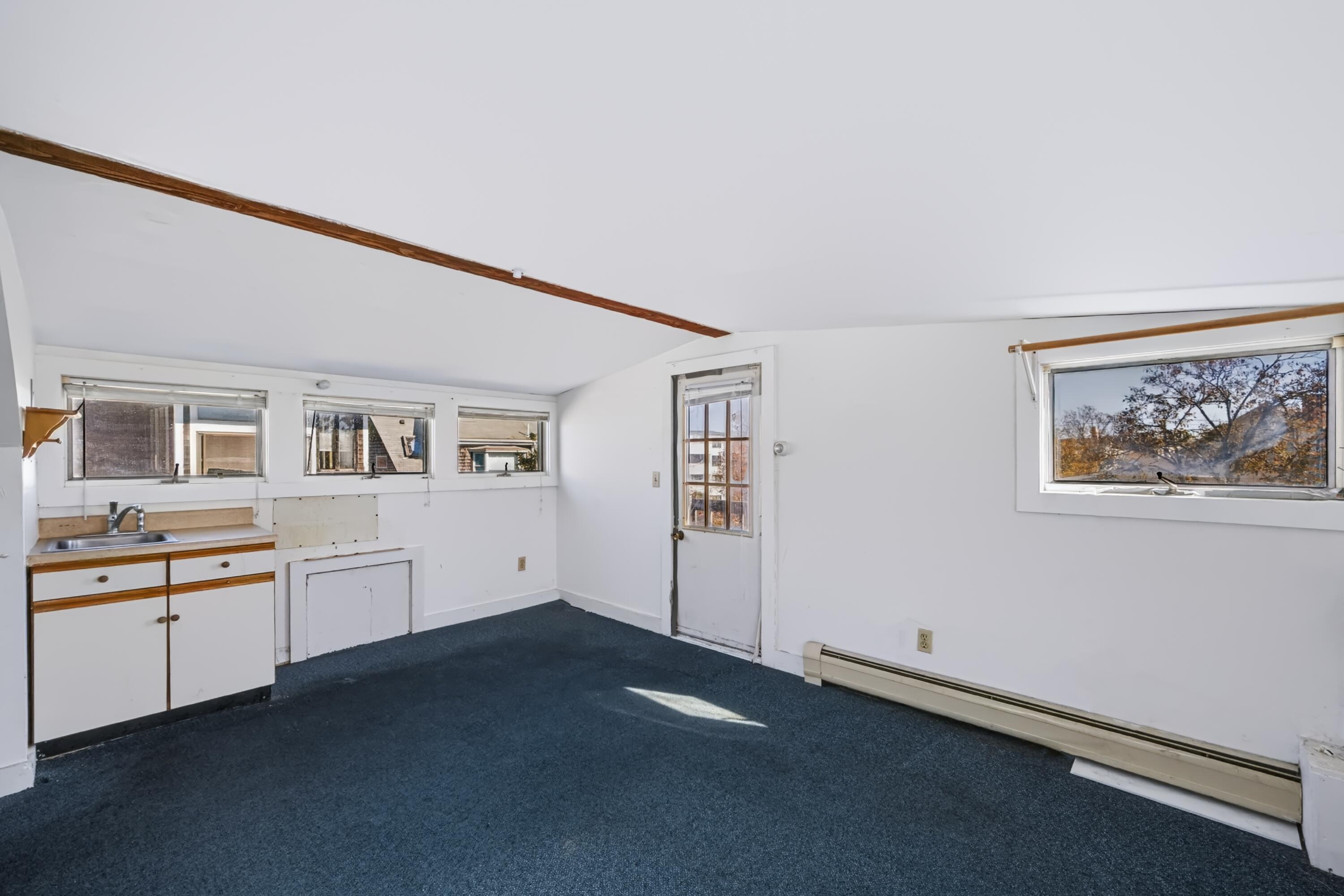 7 Standish Street Provincetown MA 02657