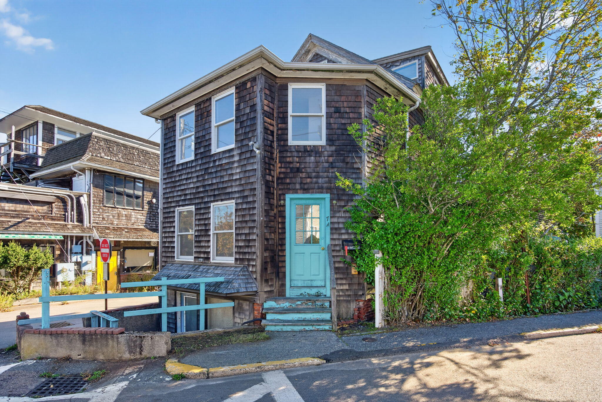 7 Standish Street Provincetown MA 02657