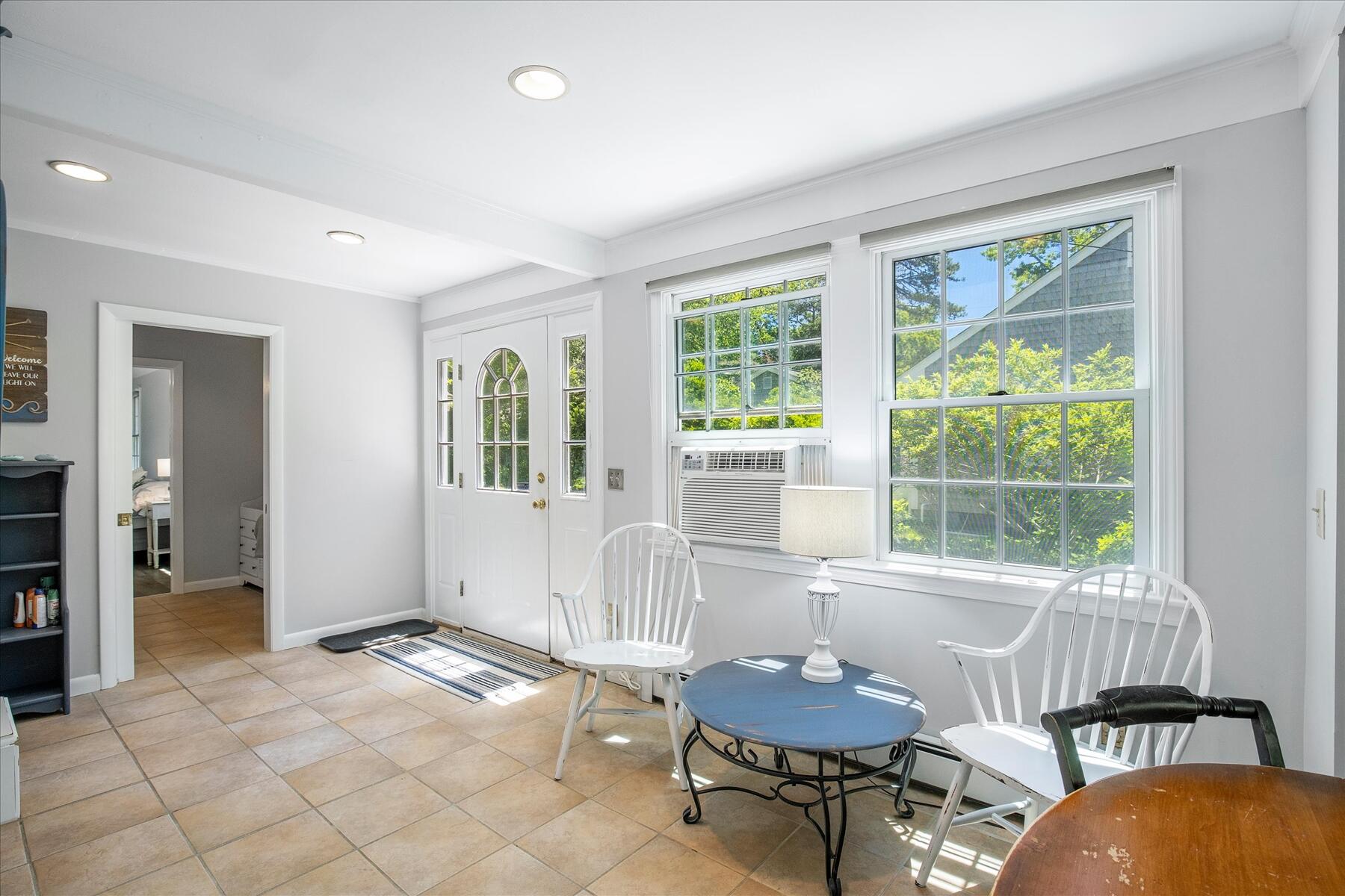 6 Parkwood Court MA 02664