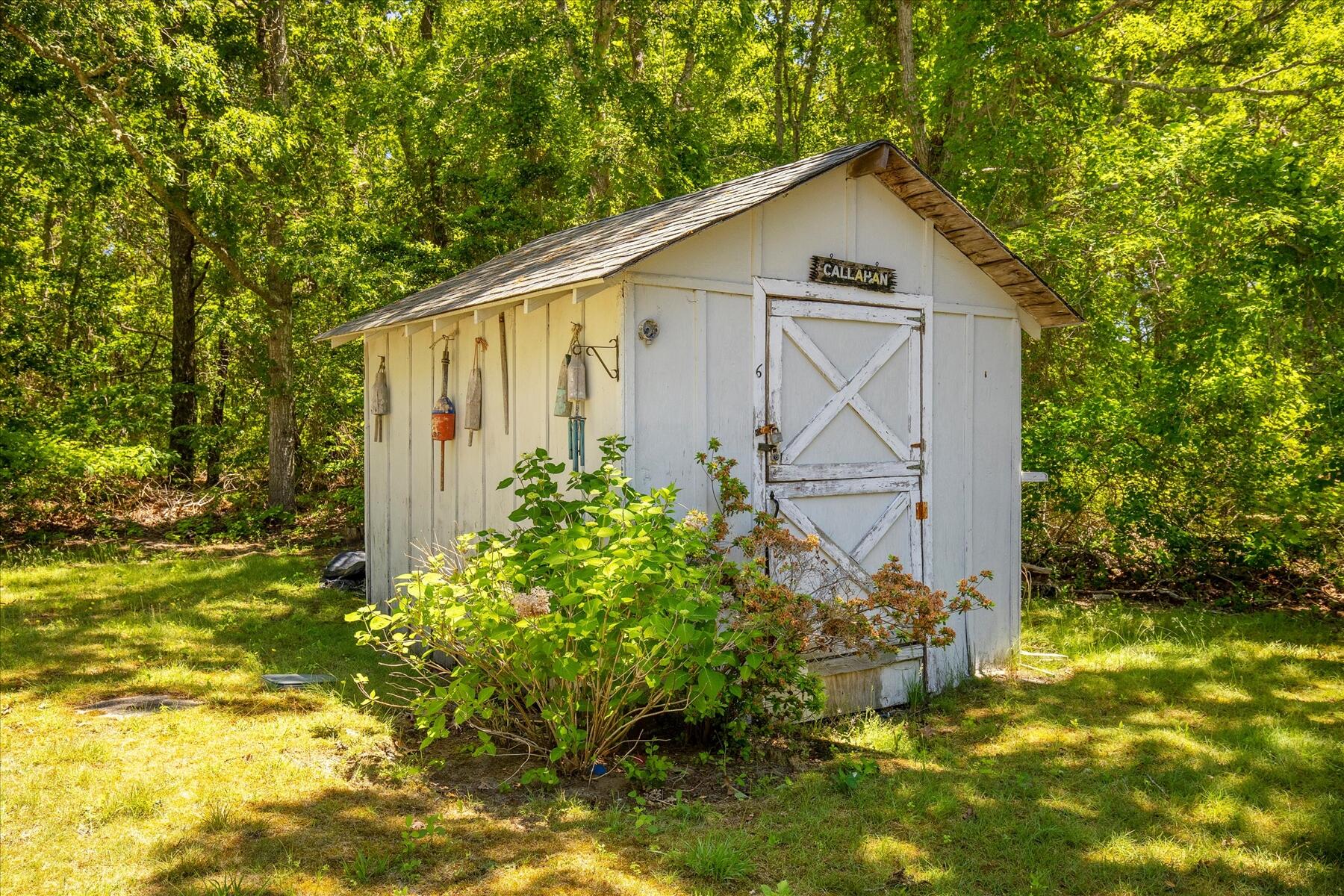 6 Parkwood Court MA 02664