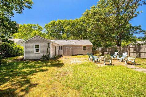 6 Parkwood Court MA 02664