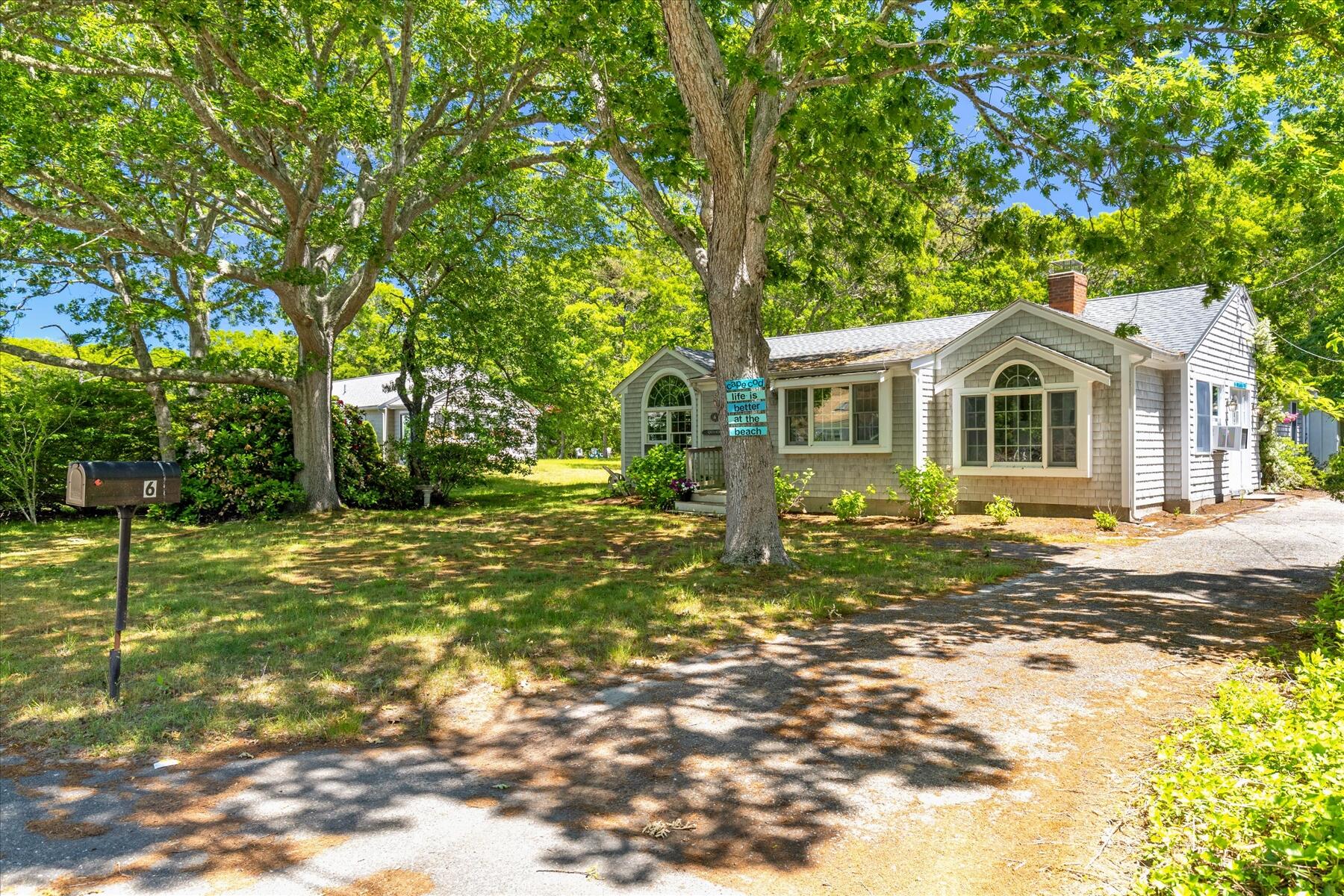 6 Parkwood Court MA 02664