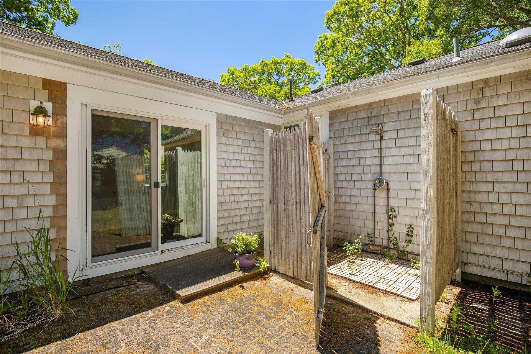 6 Parkwood Court South Yarmouth MA 02664