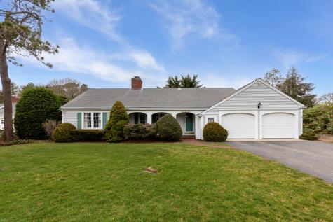 2 Par 3 Drive Yarmouth MA 02664