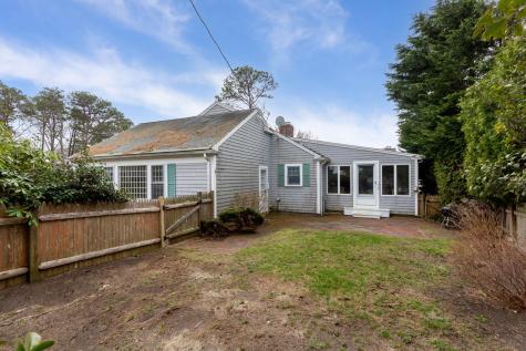 2 Par 3 Drive Yarmouth MA 02664