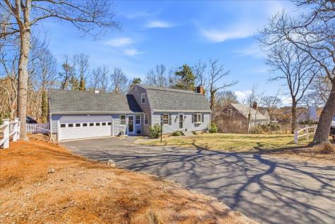 8 Canapitsit Drive Falmouth MA 02536