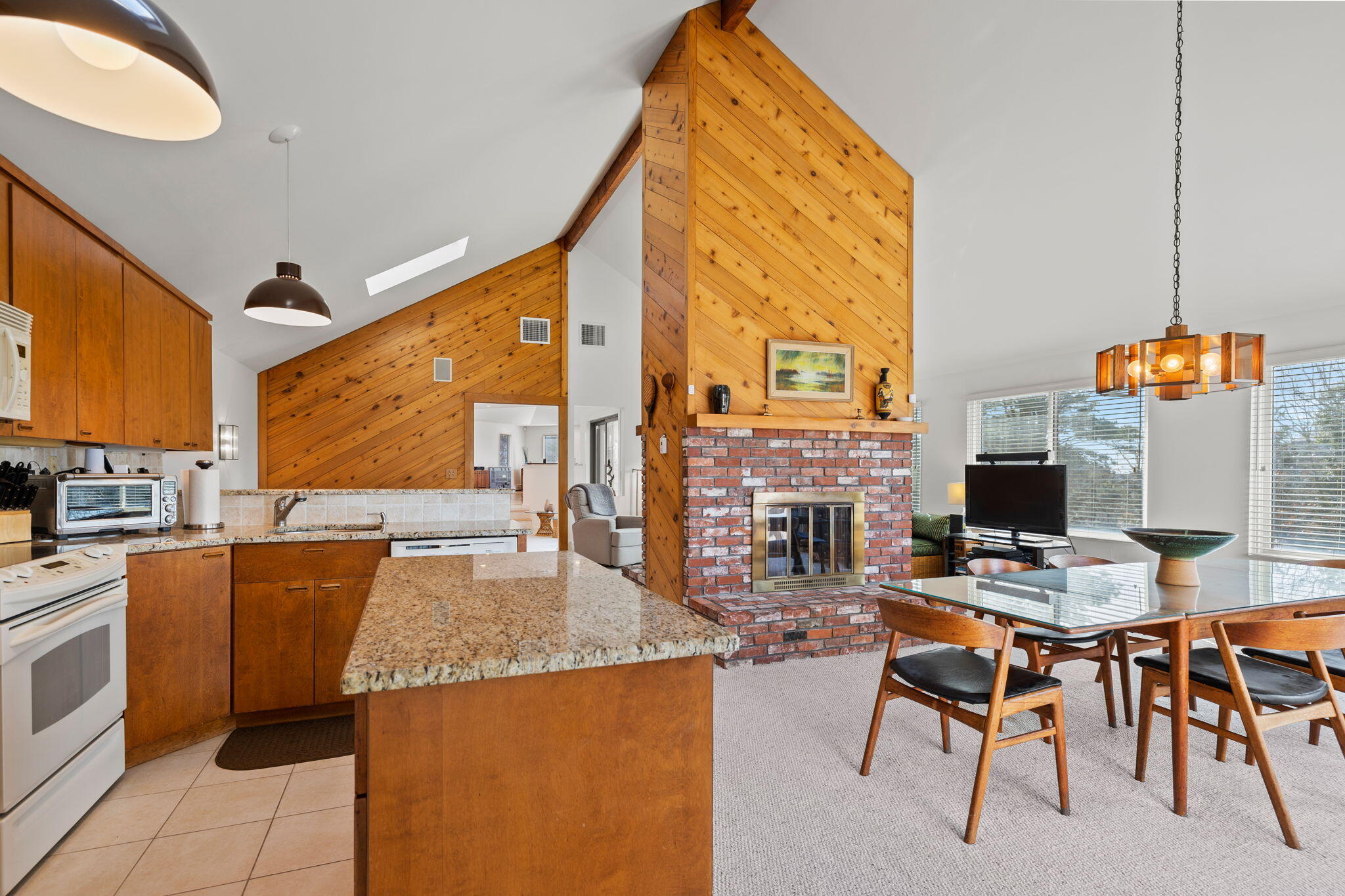 10 Mark Way Yarmouth MA 02673