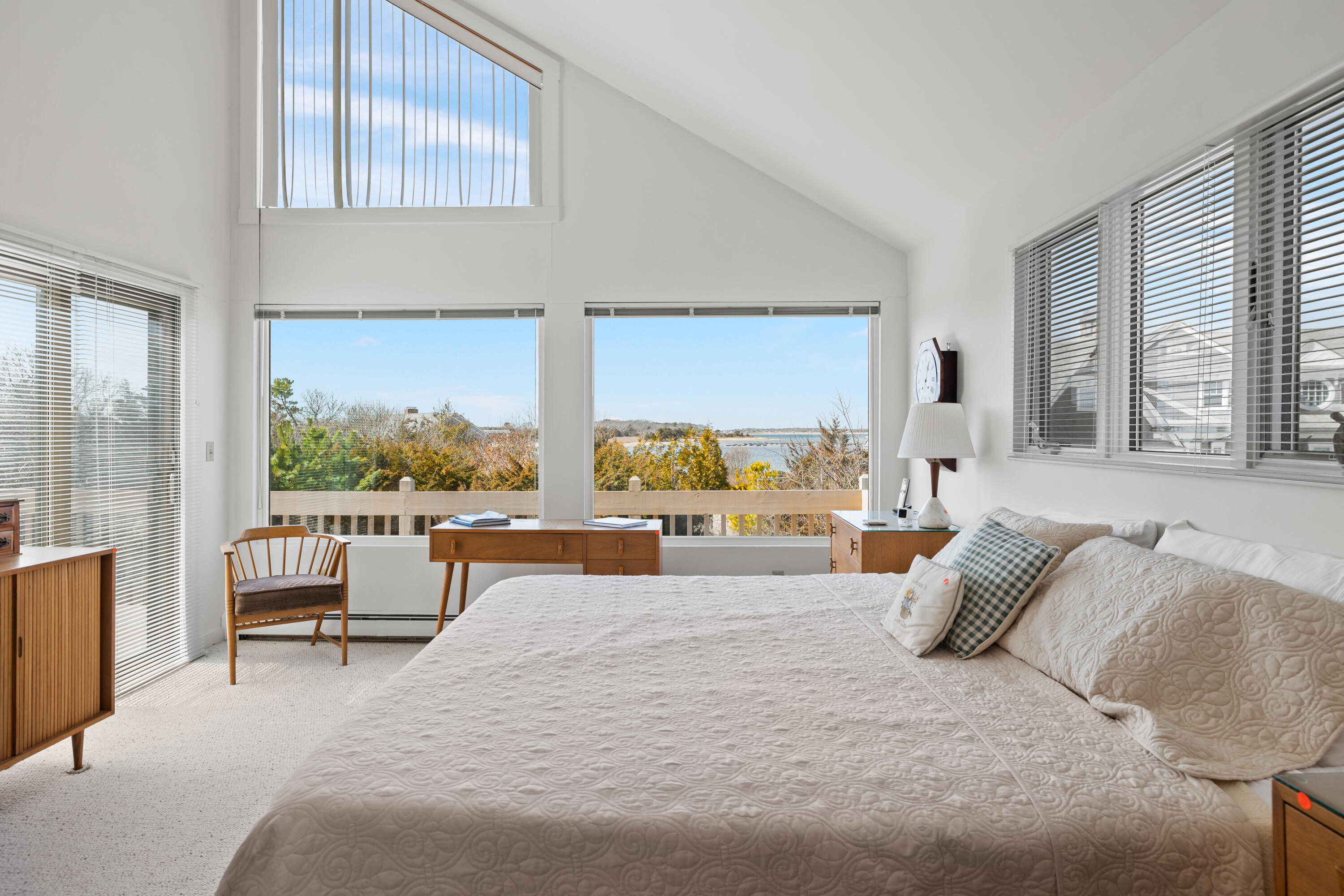 10 Mark Way Yarmouth MA 02673