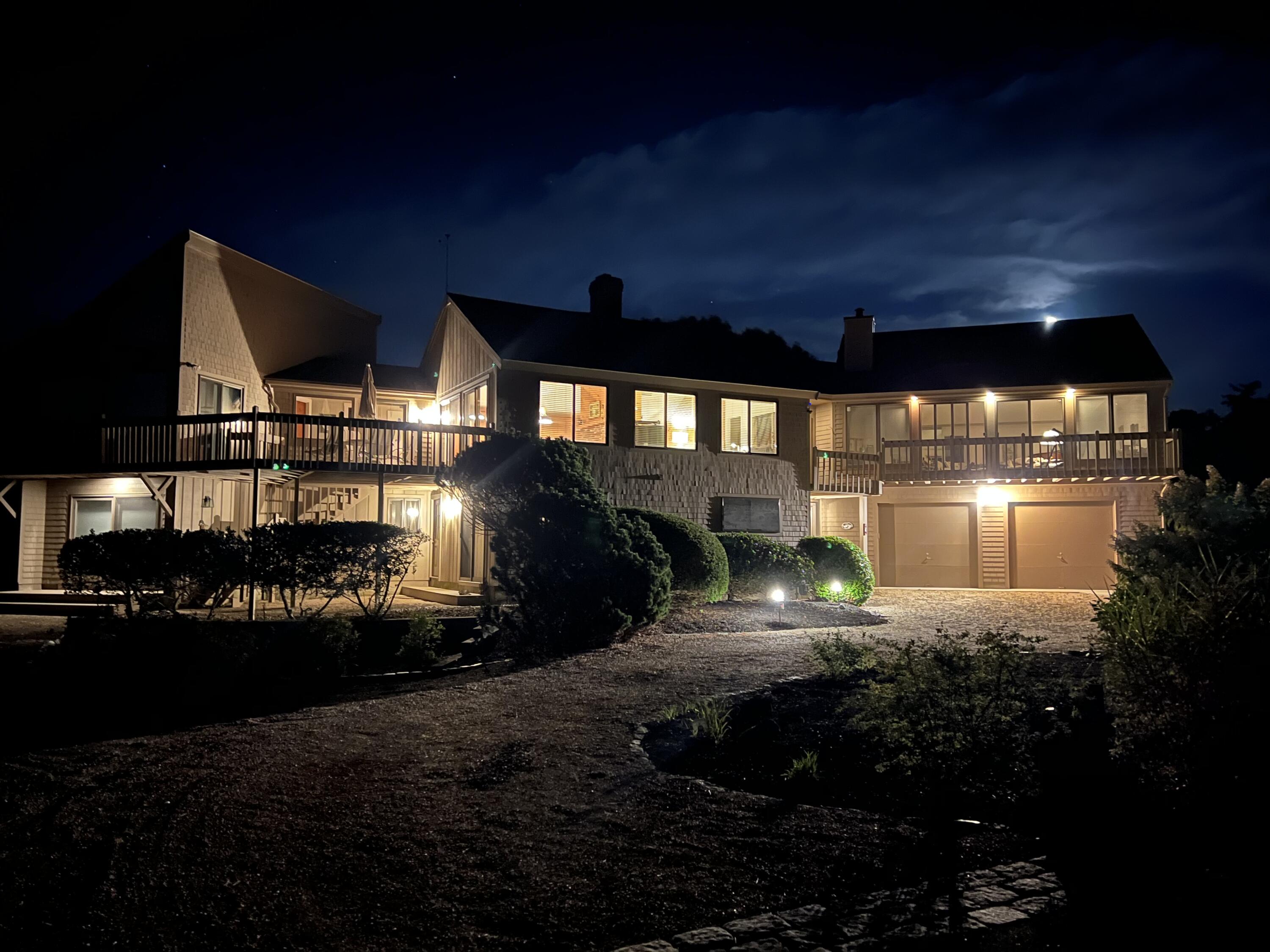 10 Mark Way Yarmouth MA 02673