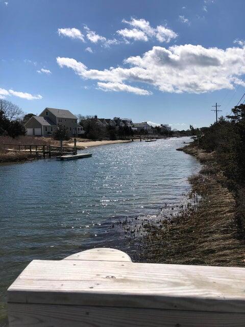 10 Mark Way Yarmouth MA 02673