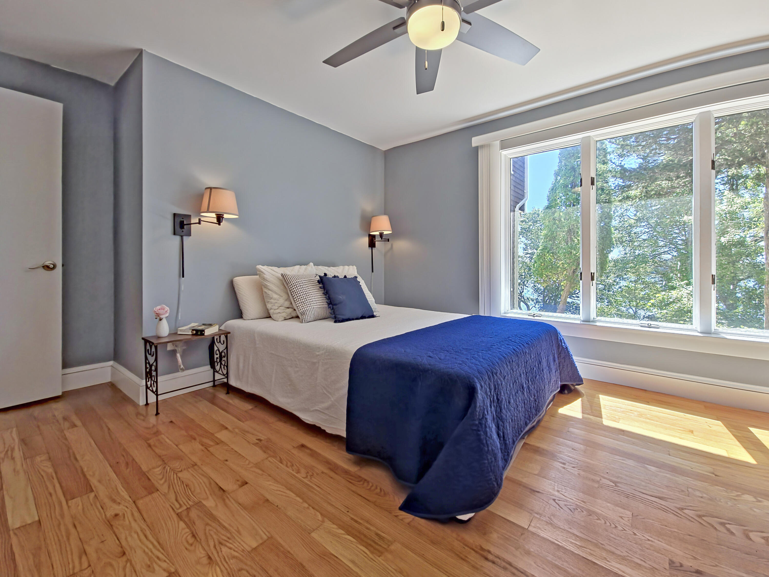 10 Squeteague Harbor Road Bourne MA 02532