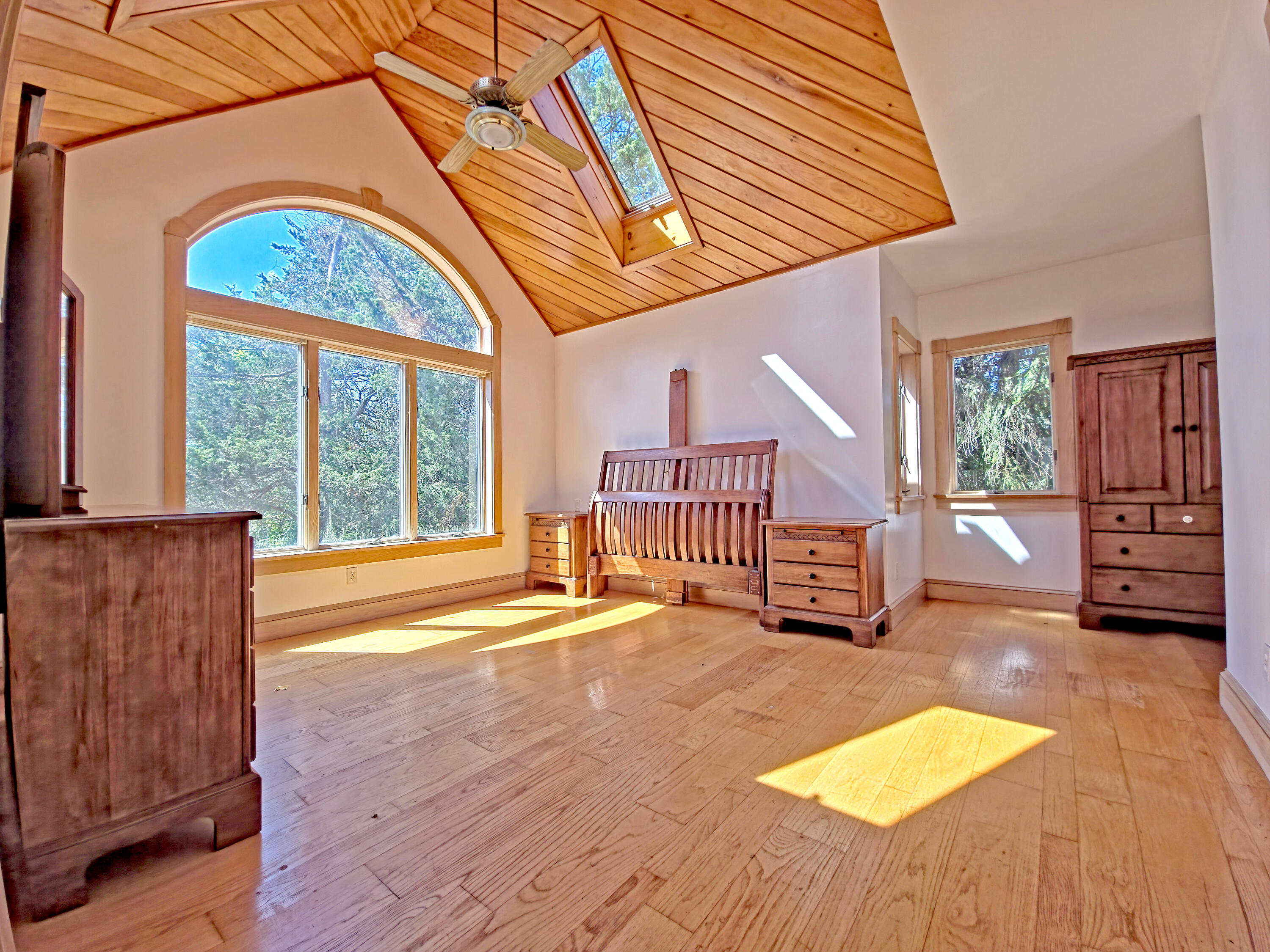 10 Squeteague Harbor Road Bourne MA 02532