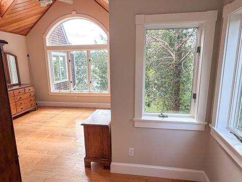 10 Squeteague Harbor Road Bourne MA 02532