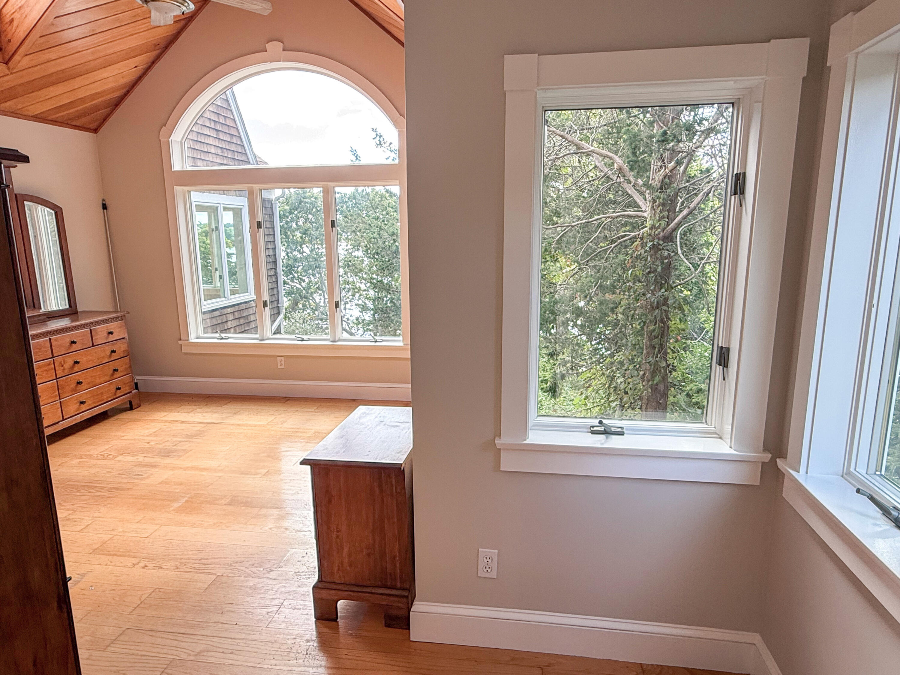 10 Squeteague Harbor Road Bourne MA 02532