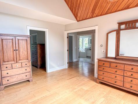 10 Squeteague Harbor Road Bourne MA 02532