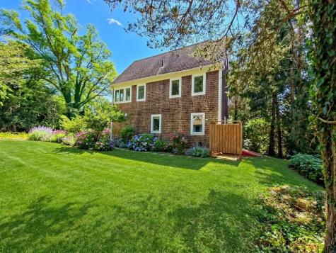 10 Squeteague Harbor Road Bourne MA 02532
