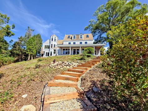 10 Squeteague Harbor Road Bourne MA 02532
