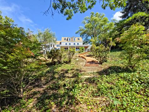 10 Squeteague Harbor Road Bourne MA 02532