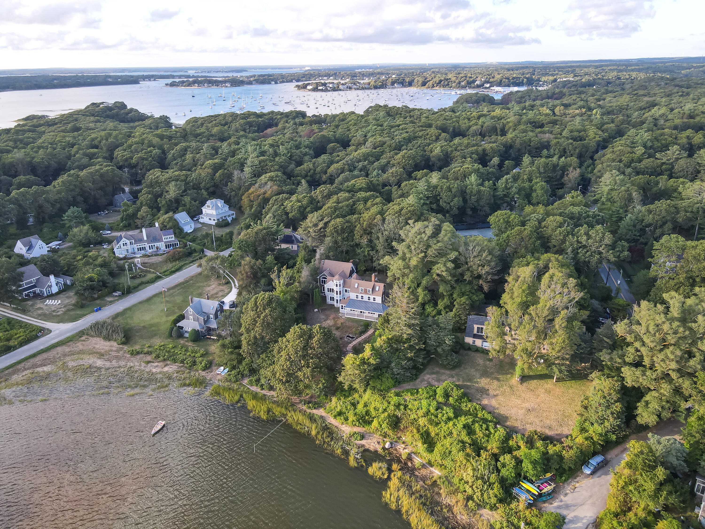 10 Squeteague Harbor Road Cataumet MA 02534