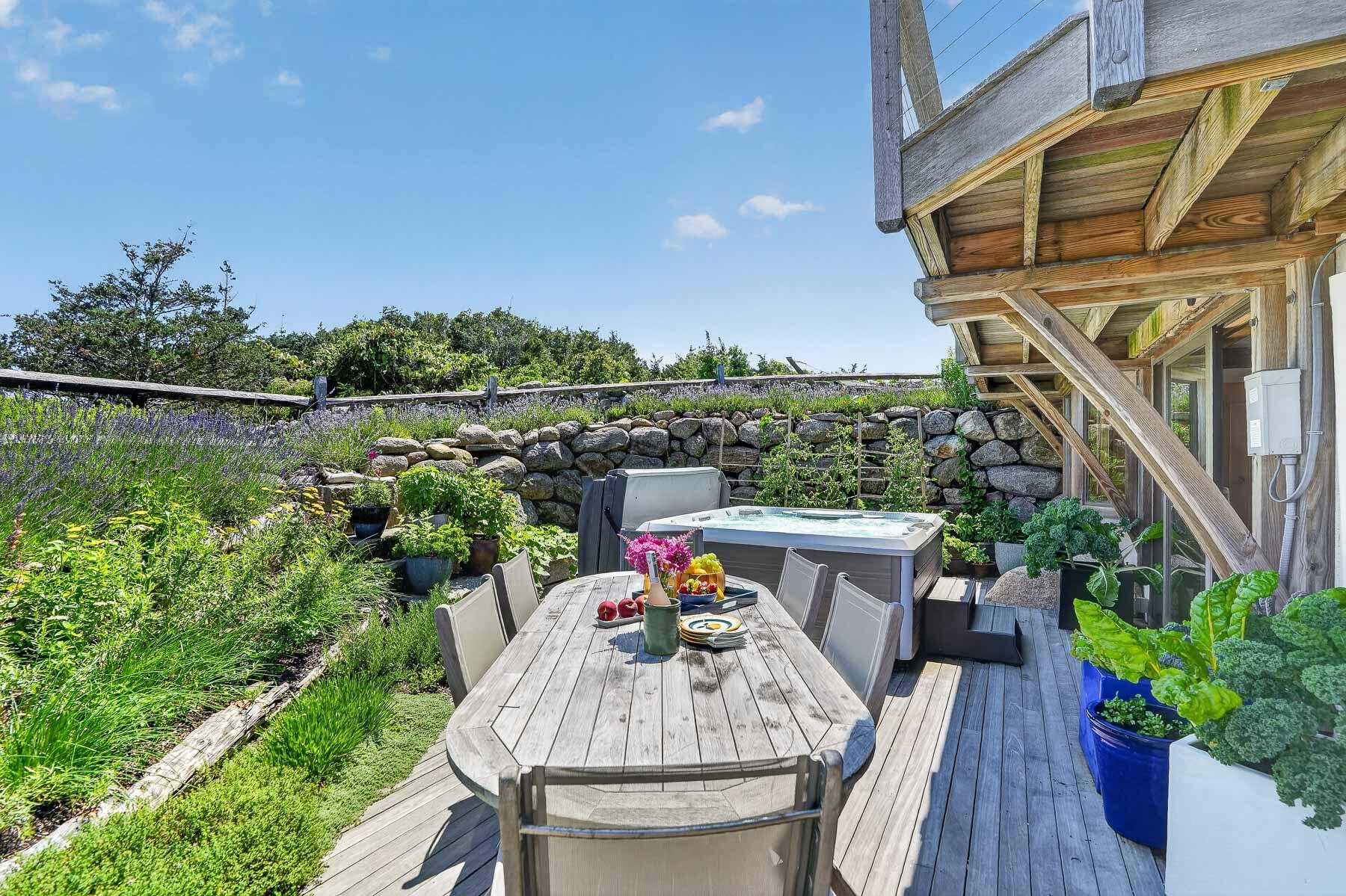 21 Eliot Avenue MA 02535