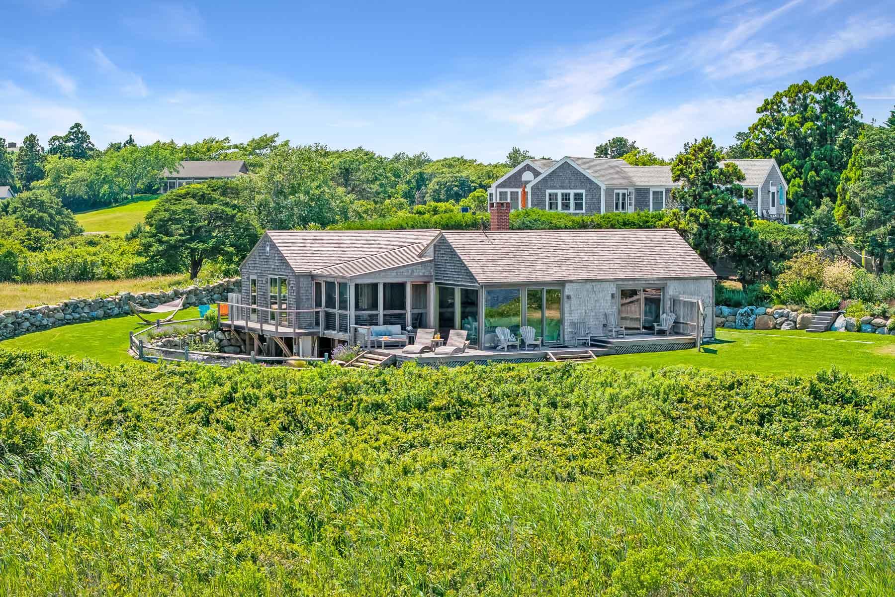 21 Eliot Avenue MA 02535