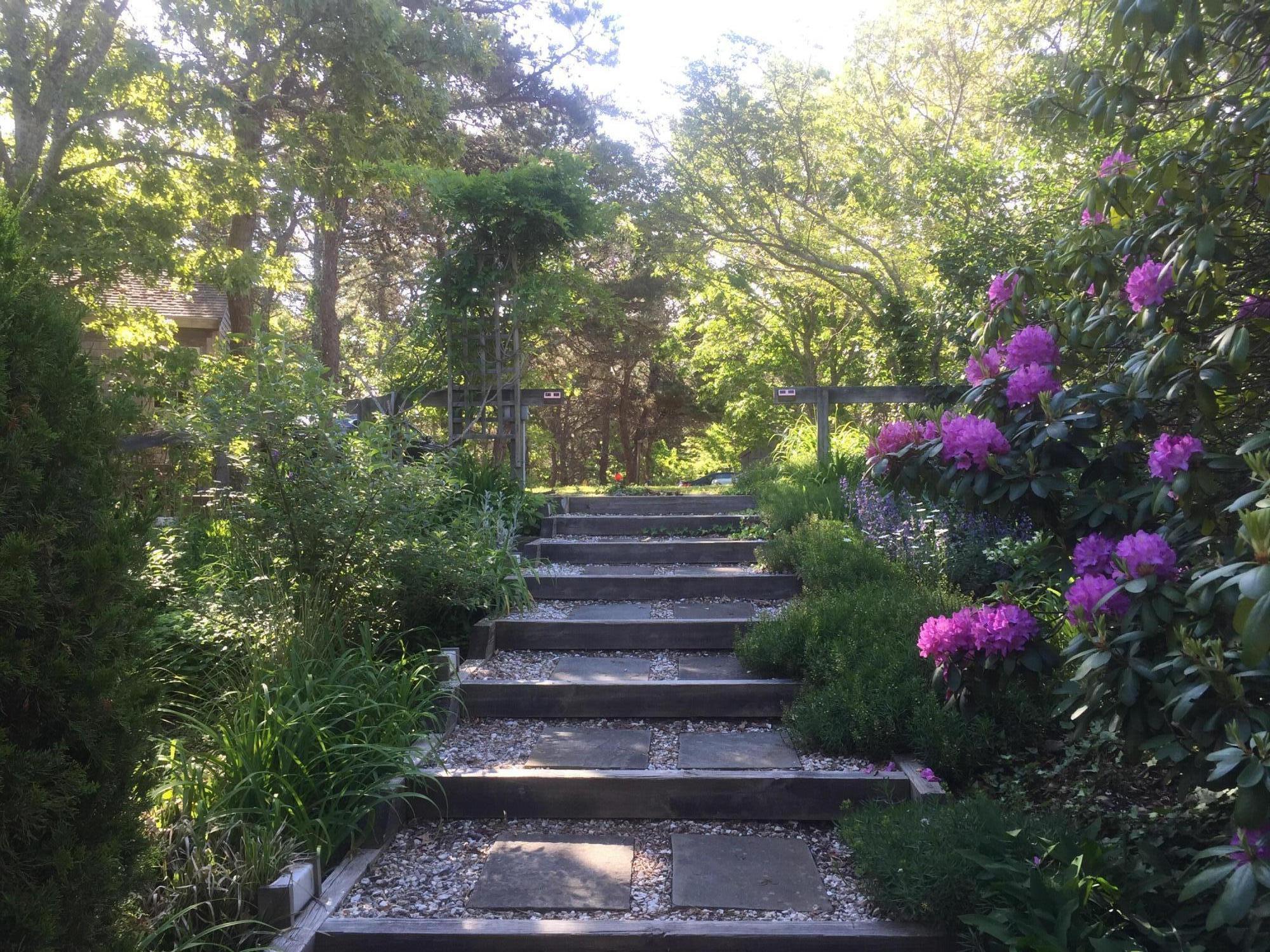 9 Kinnikinnick Road Truro MA 02666