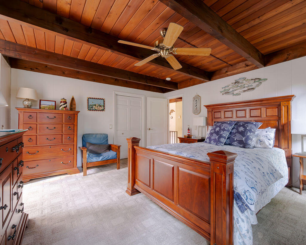 9 Kinnikinnick Road Truro MA 02666