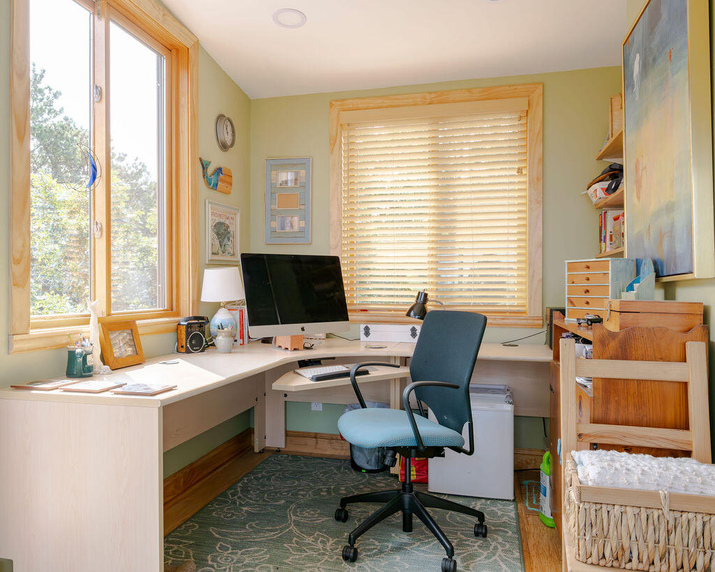 9 Kinnikinnick Road Truro MA 02666