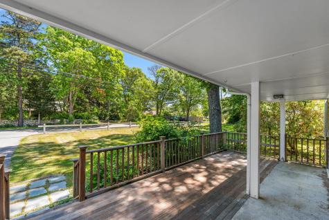 20 Quaker Road Falmouth MA 02540