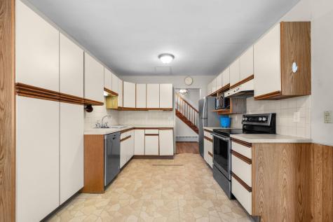 20 Quaker Road Falmouth MA 02540