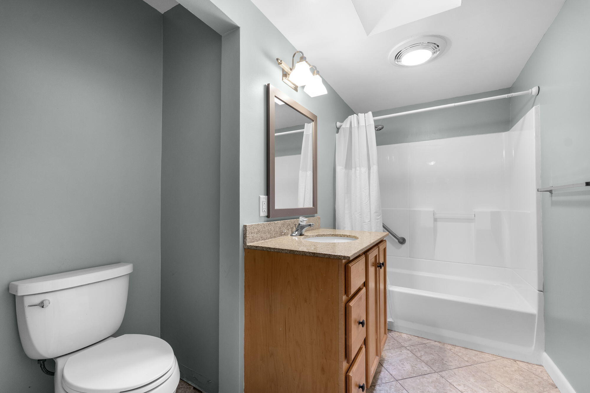 20 Quaker Road Falmouth MA 02540