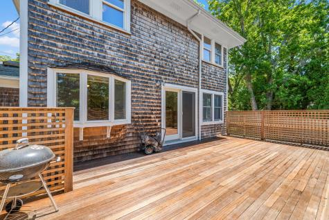 20 Quaker Road Falmouth MA 02540