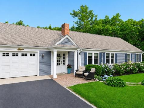 17 Hilltop Drive Bourne MA 02561