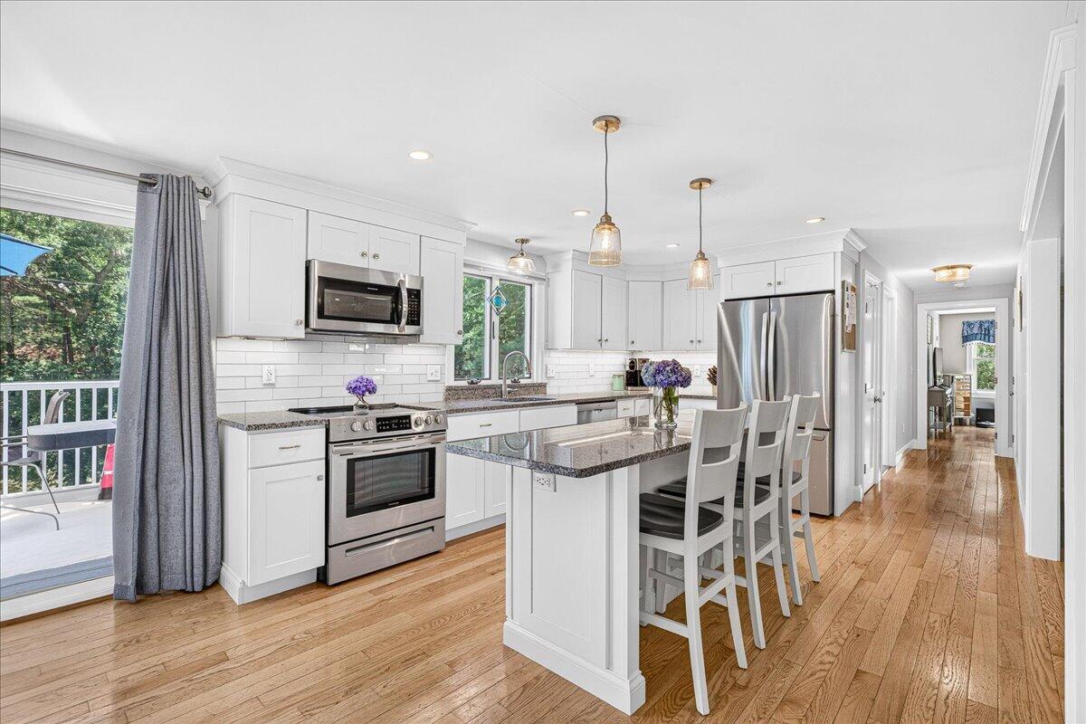 17 Hilltop Drive MA 02561