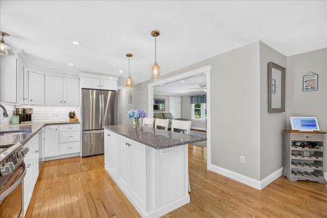 17 Hilltop Drive Bourne MA 02561