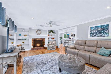 17 Hilltop Drive Bourne MA 02561