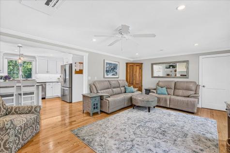 17 Hilltop Drive Bourne MA 02561
