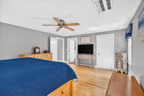 17 Hilltop Drive Bourne MA 02561