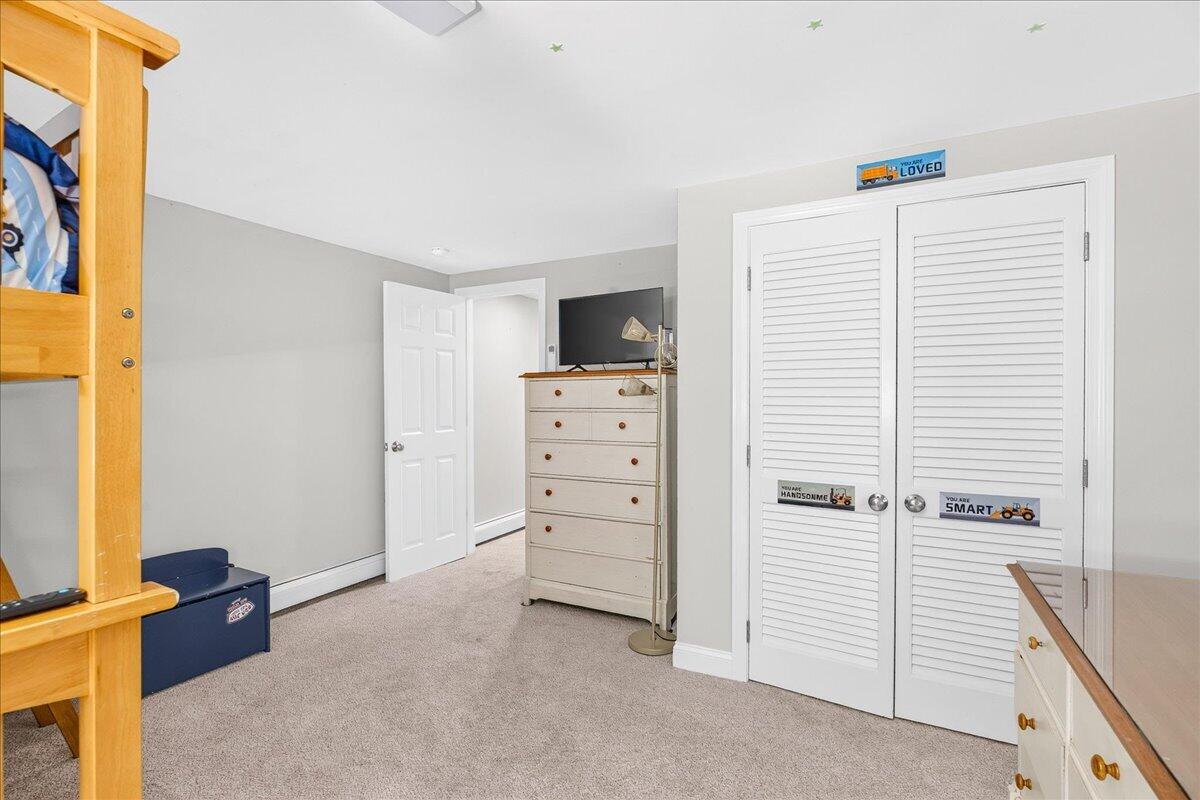 17 Hilltop Drive MA 02561