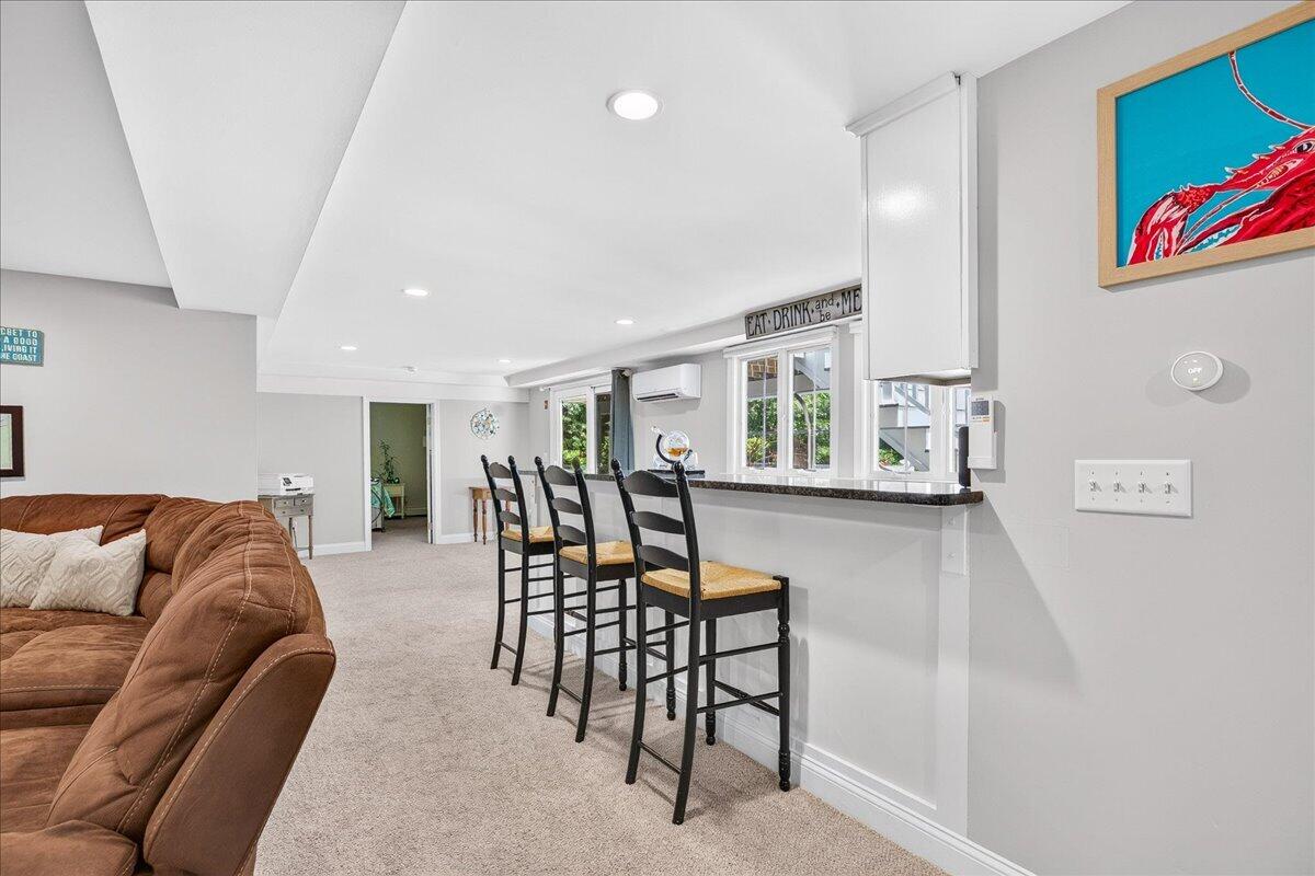 17 Hilltop Drive MA 02561