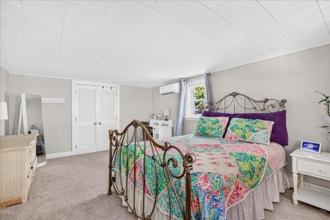 17 Hilltop Drive Bourne MA 02561