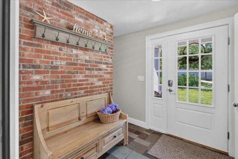 17 Hilltop Drive Bourne MA 02561