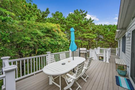 80 4th Street Wellfleet MA 02667