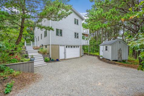 80 4th Street Wellfleet MA 02667